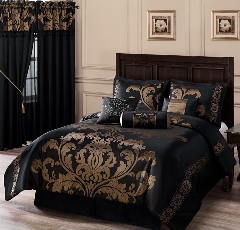 Black and gold bedroom design - Giving a Luxury Themed Bedroom