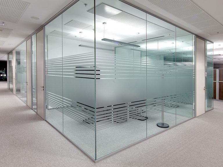 Making Your Working Space Unique And Enjoyable With Office Cubicle Glass Walls Interior 3541