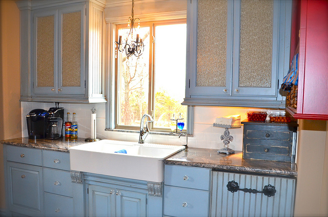 french country kitchen sink