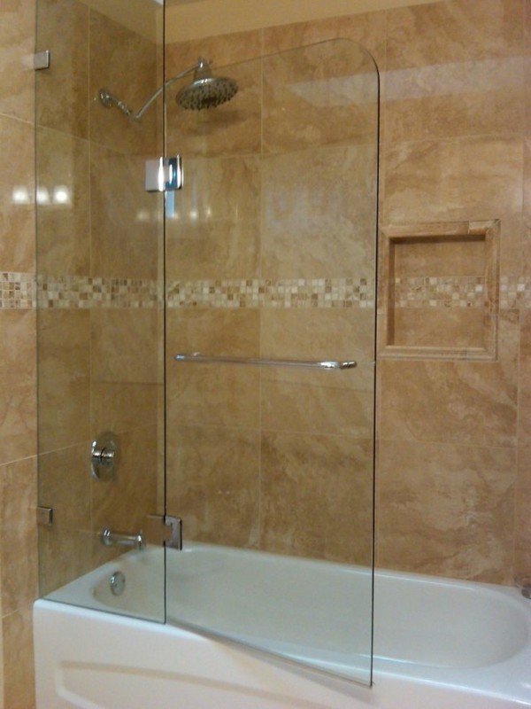 bathtub shower doors 1