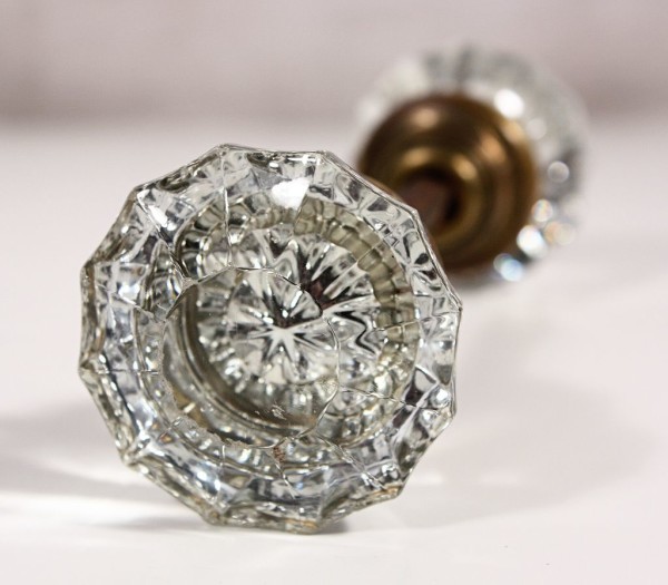 glass door knobs 1