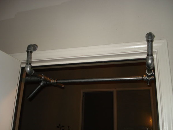 pull up bar door frame 1