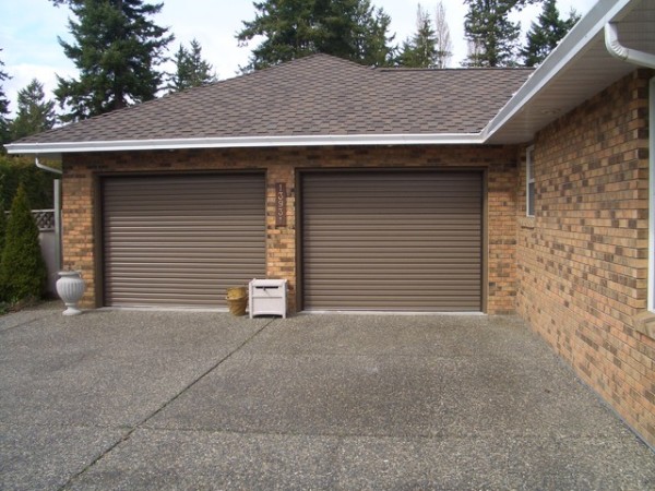residential roll up garage doors 1