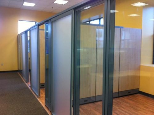 office-cubicle-glass-walls-photo-16