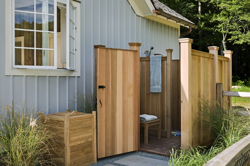 outdoor-shower-door-photo-10