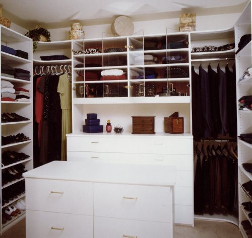 walk-in-closet-and-bathroom-ideas-photo-14