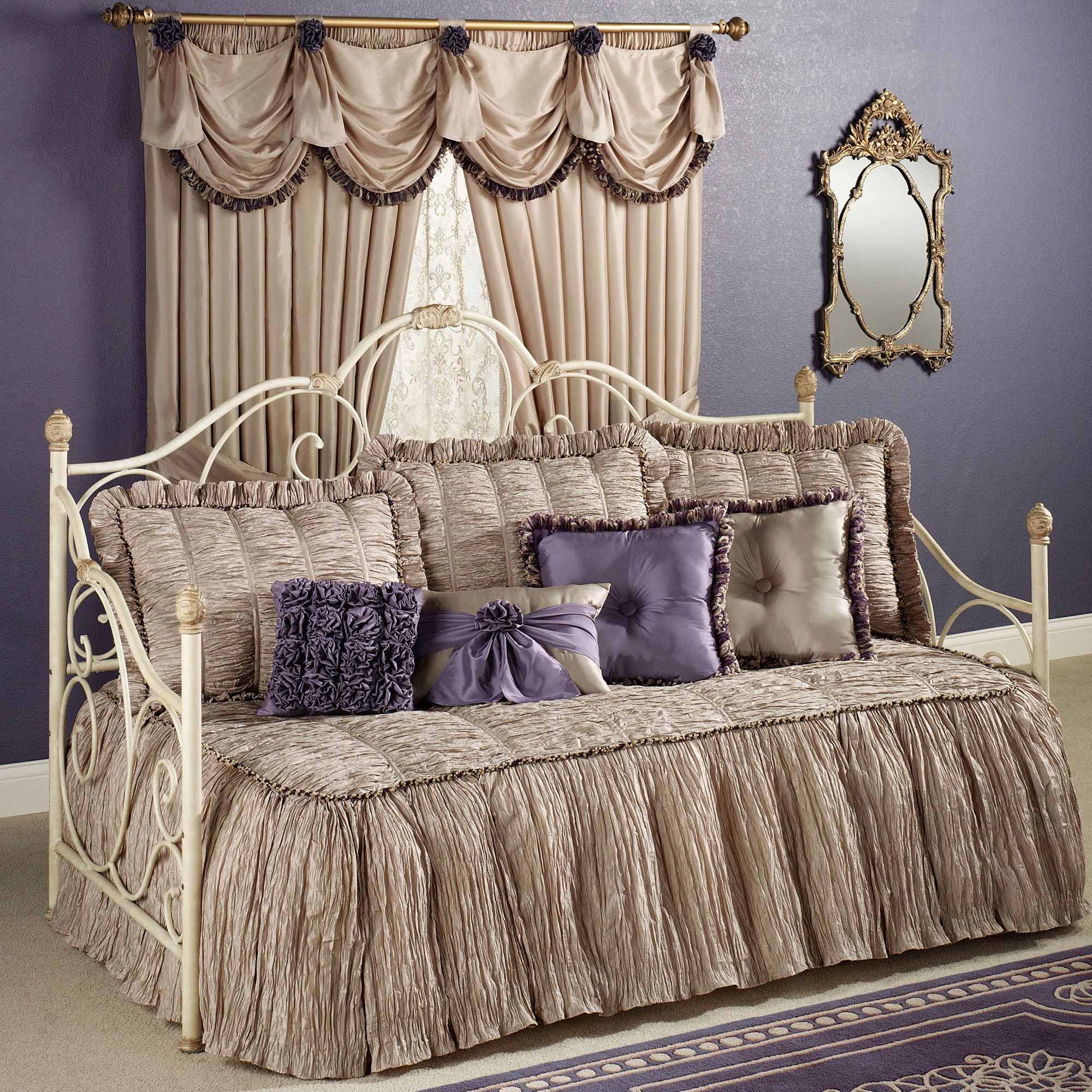 Day bed sets