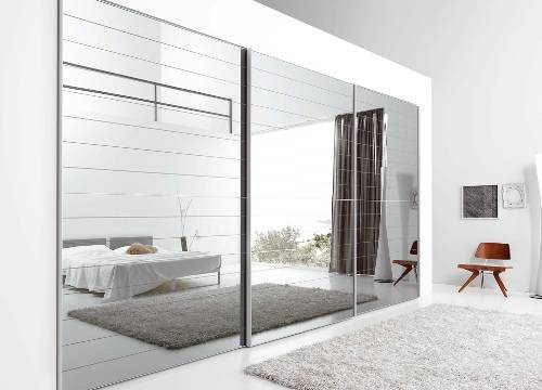 Interior sliding mirror doors – create a reflection in your house to make your bedroom appear brighter