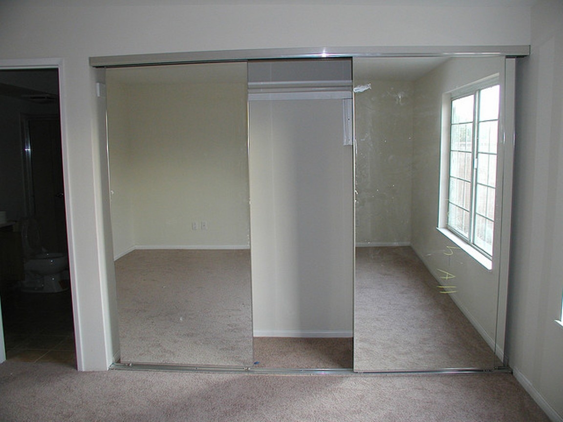 mirror closet doors