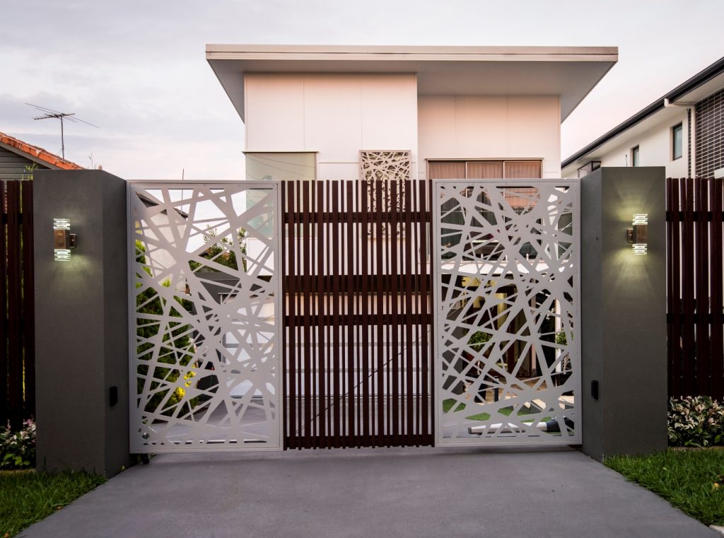 Modern door gate design - glimpse your home's character - house-ideas.org