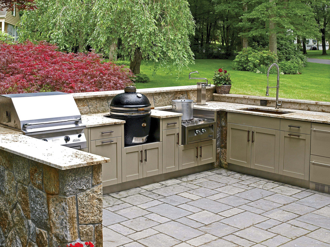 Outdoor kitchen wood cabinets - your best and easy outdoor furniture ...