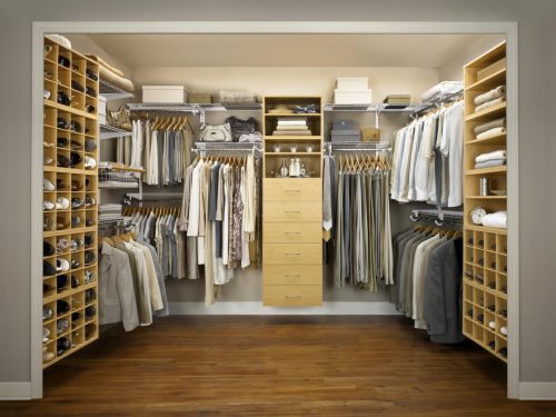 walk-in-closet-designs-for-a-master-bedroom-photo-11