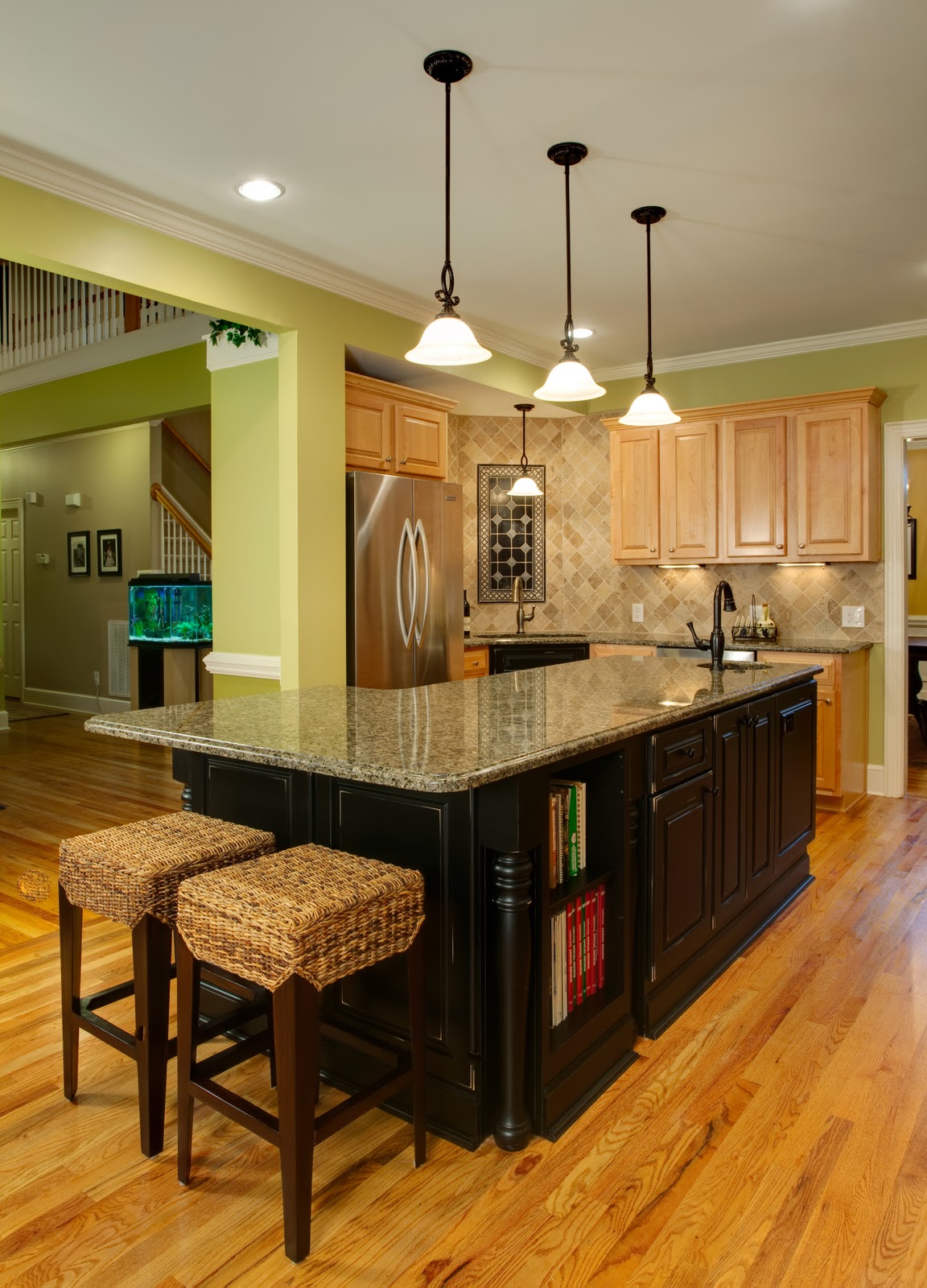 L Shape Kitchen Islands Are Common Kitchen Layouts That Use Two - Vrogue