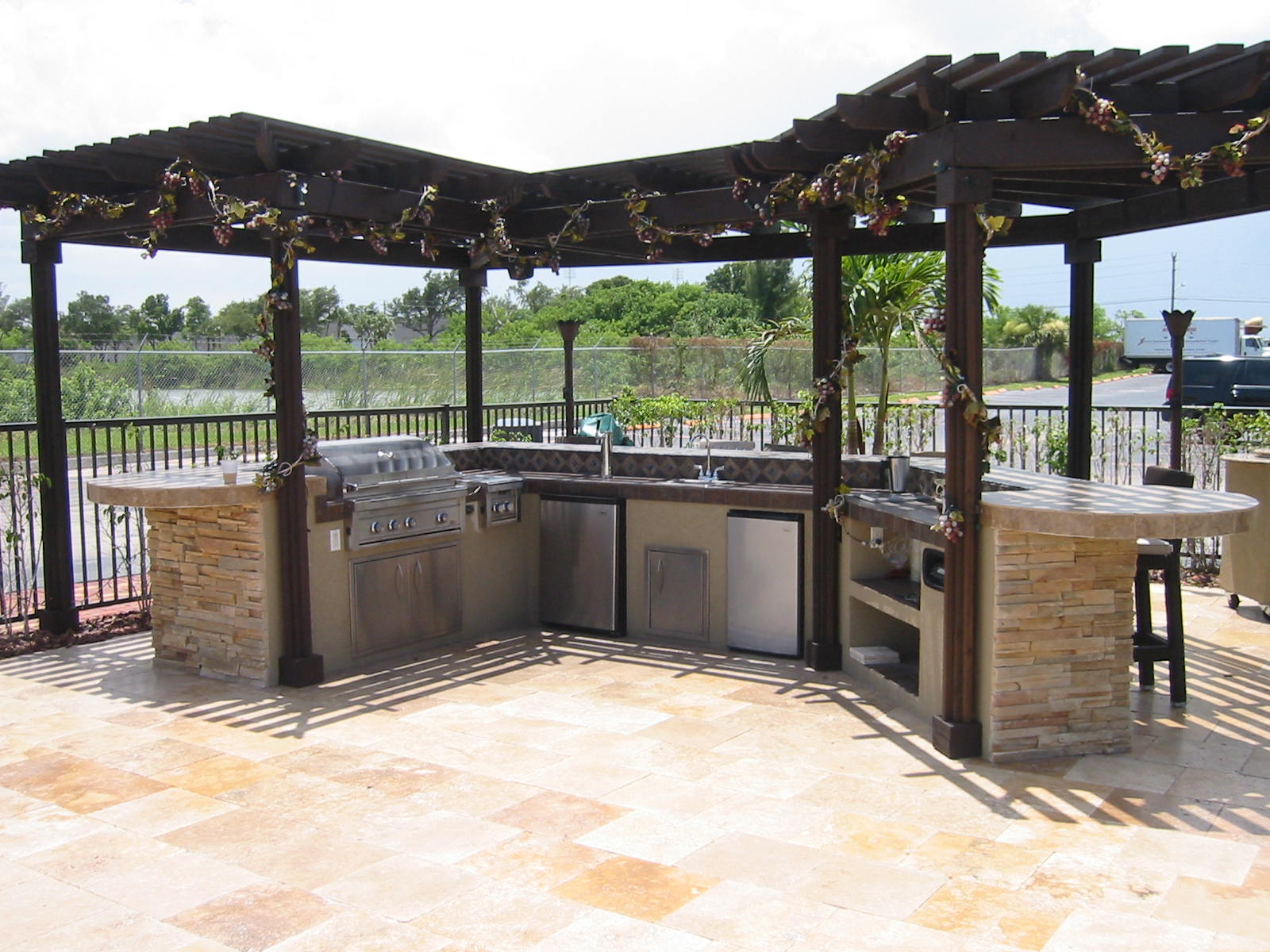 Outdoor kitchen gazebo - 20 combinations of indoor and outdoor