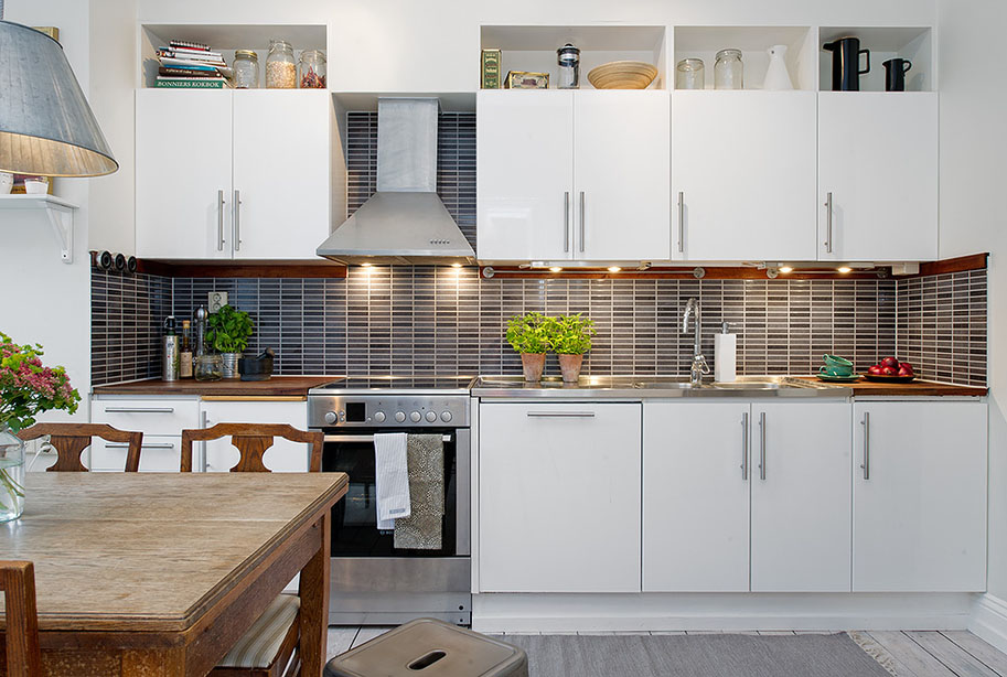 White Modern Kitchen photo - 2