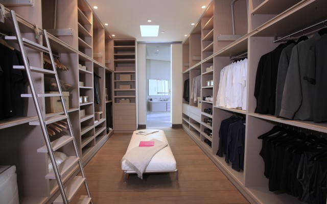 large walk in closet design photo - 4