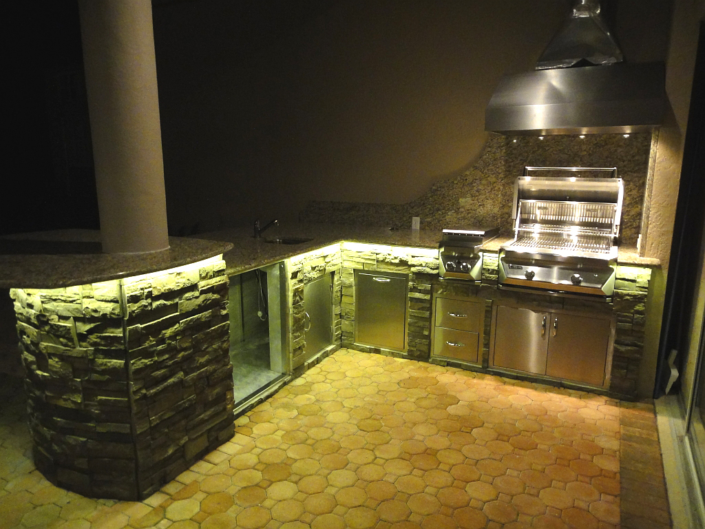 Outdoor Kitchen Lighting 1 