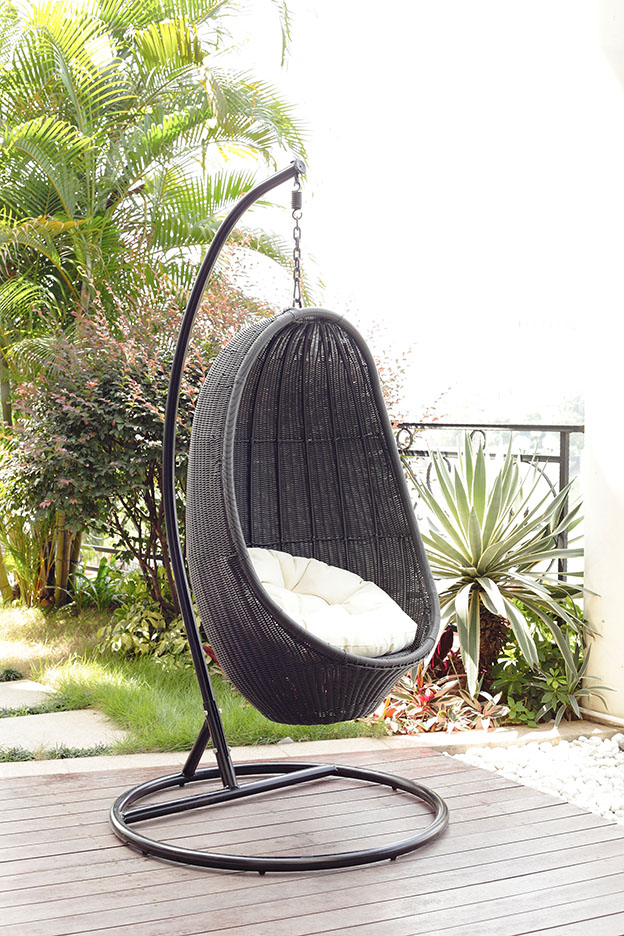 Outdoor wicker egg chair - bring an attractive and 