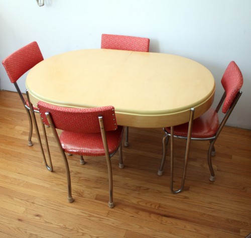 red retro kitchen table chairs photo - 4