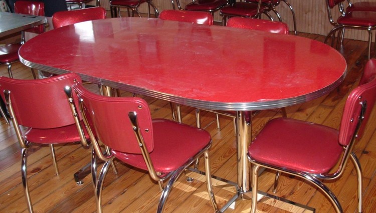 red retro kitchen table chairs photo - 5