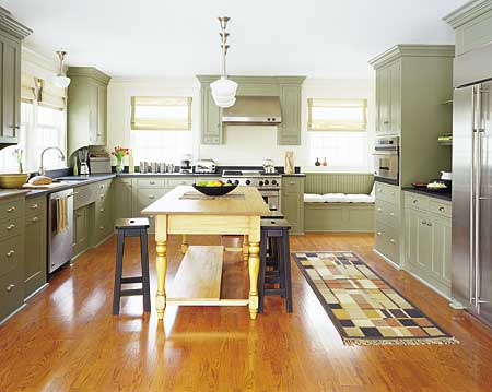 this old house u shaped kitchen photo - 3